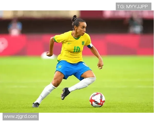 聚焦25号球星：球场风云人物的崛起与传奇征程